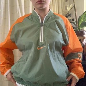 Vintage Nike windbreaker jacket